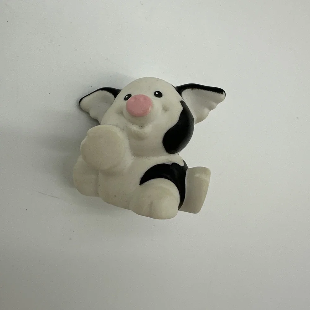 Fisher-Price Little People Toy Figure Farm Animal Sitting Cow‎ Black White 2001